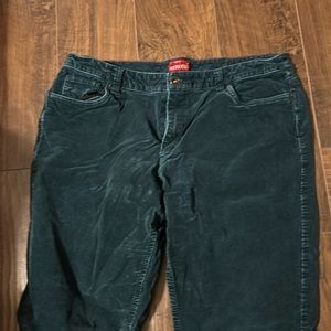 Merino size 16 corduroy pants.